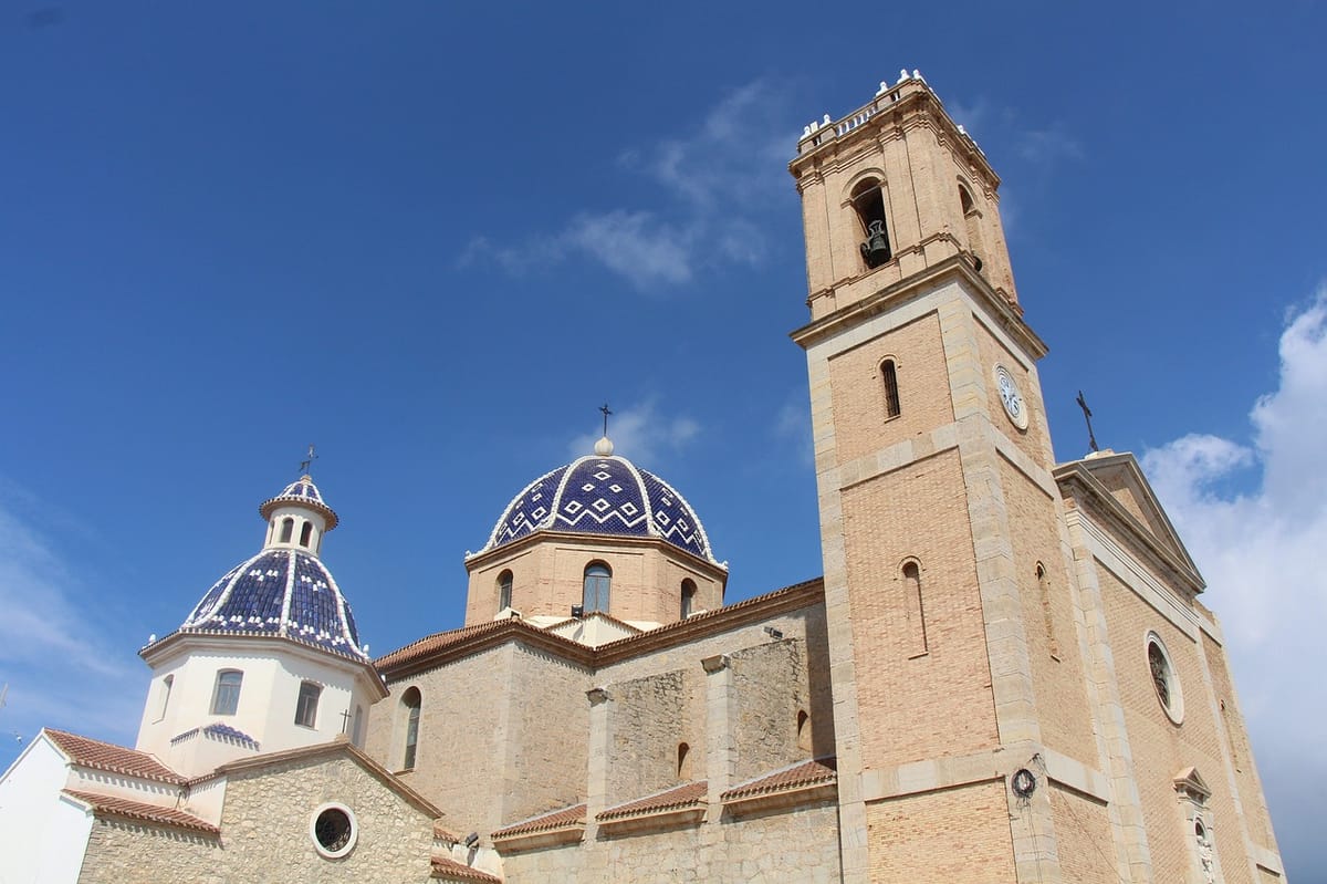 A-church-in-a-Valencian-community.jpg